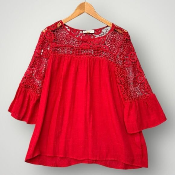 indigo Rose Tops - 🎉5 for $45🎉 Indigo rose red top blouse shirt size M lace